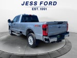 2023 F-250 Super Duty Thumbnail 3