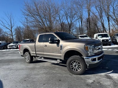 2019 Ford F-250 Super Duty 4X4 Lariat 4DR Supercab 6.8 FT. SB Pickup