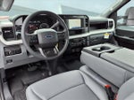2025 F-250 Super Duty Thumbnail 13
