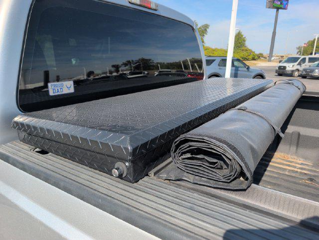 2016 Ford F-250 - $19,175