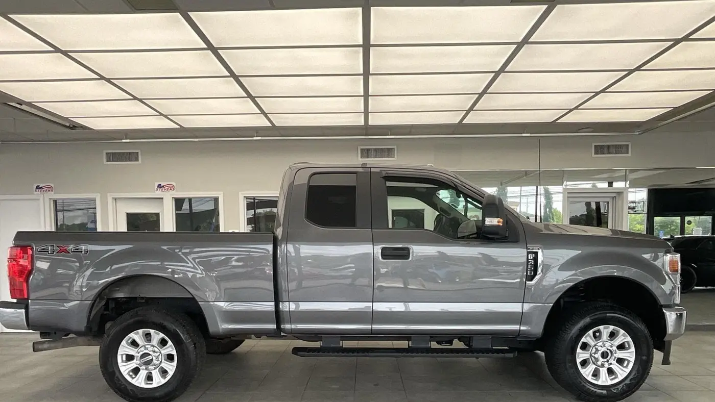 2022 Ford F-350 Super Duty Lariat