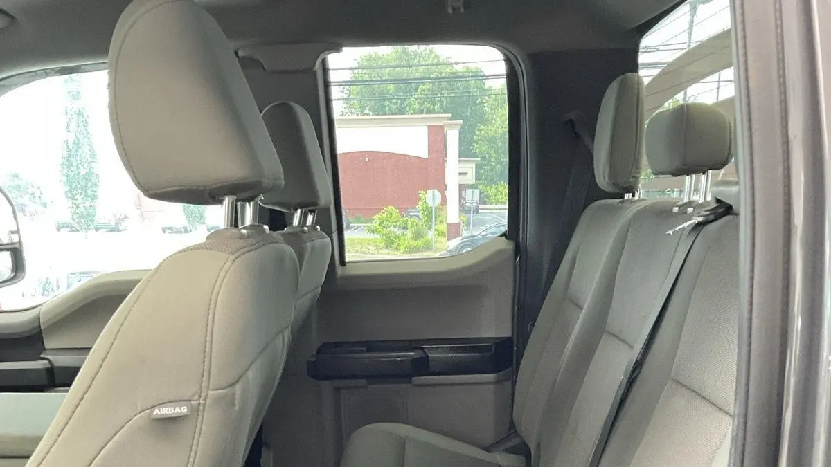 2022 Ford F-350 Super Duty Lariat