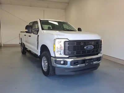 2024 Ford F-250 Super Duty 4X4 XL 4DR Crew Cab 8 FT. LB Pickup