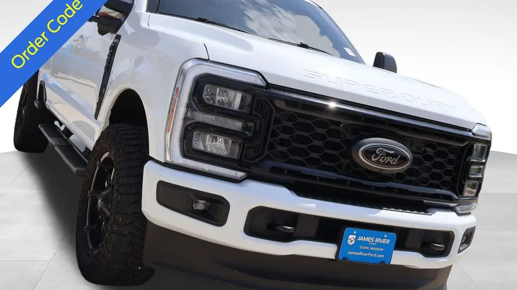 2025 Ford F-250 Super Duty Lariat
