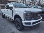 2024 F-250 Super Duty Thumbnail 2