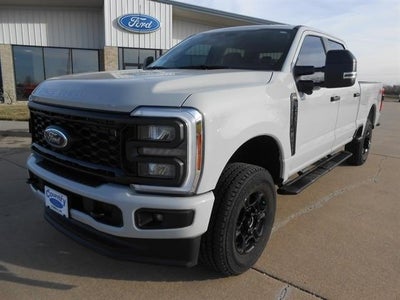 2025 Ford F-250 Super Duty 4X4 Lariat 4DR Crew Cab 6.8 FT. SB Pickup