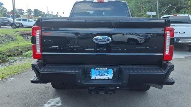 2025 Ford F-250 Super Duty Lariat
