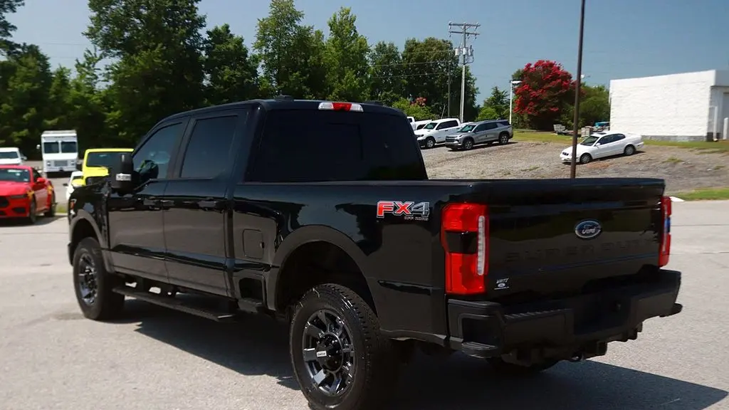 2024 Ford F-250 Super Duty XLT