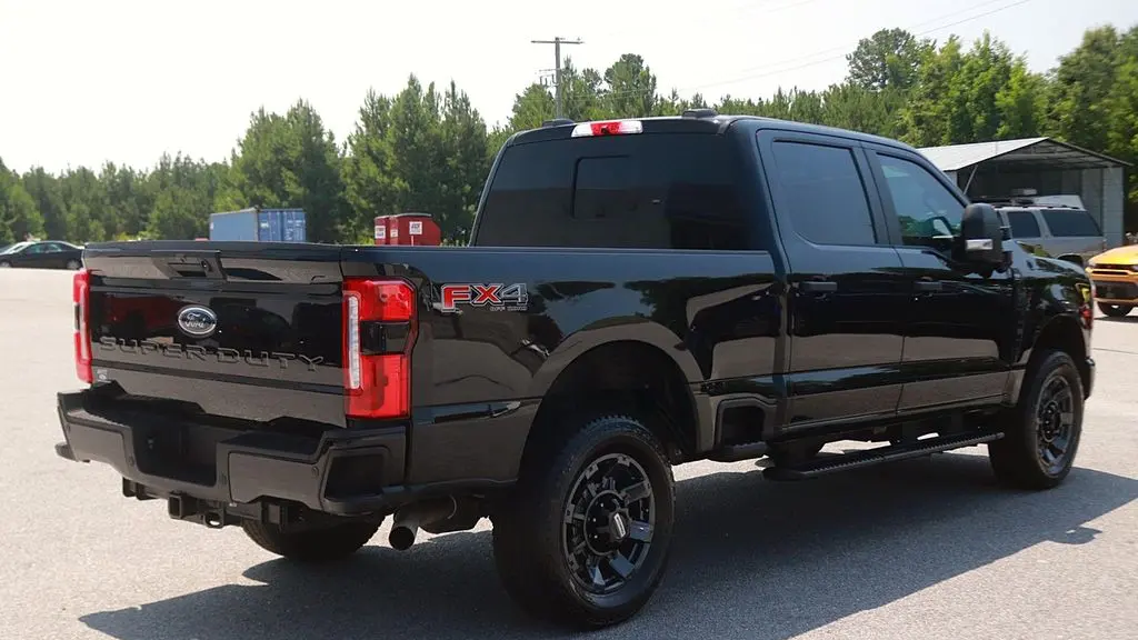 2024 Ford F-250 Super Duty XLT