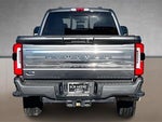 2024 F-250 Super Duty Thumbnail 3