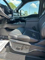 2025 F-250 Super Duty Thumbnail 18