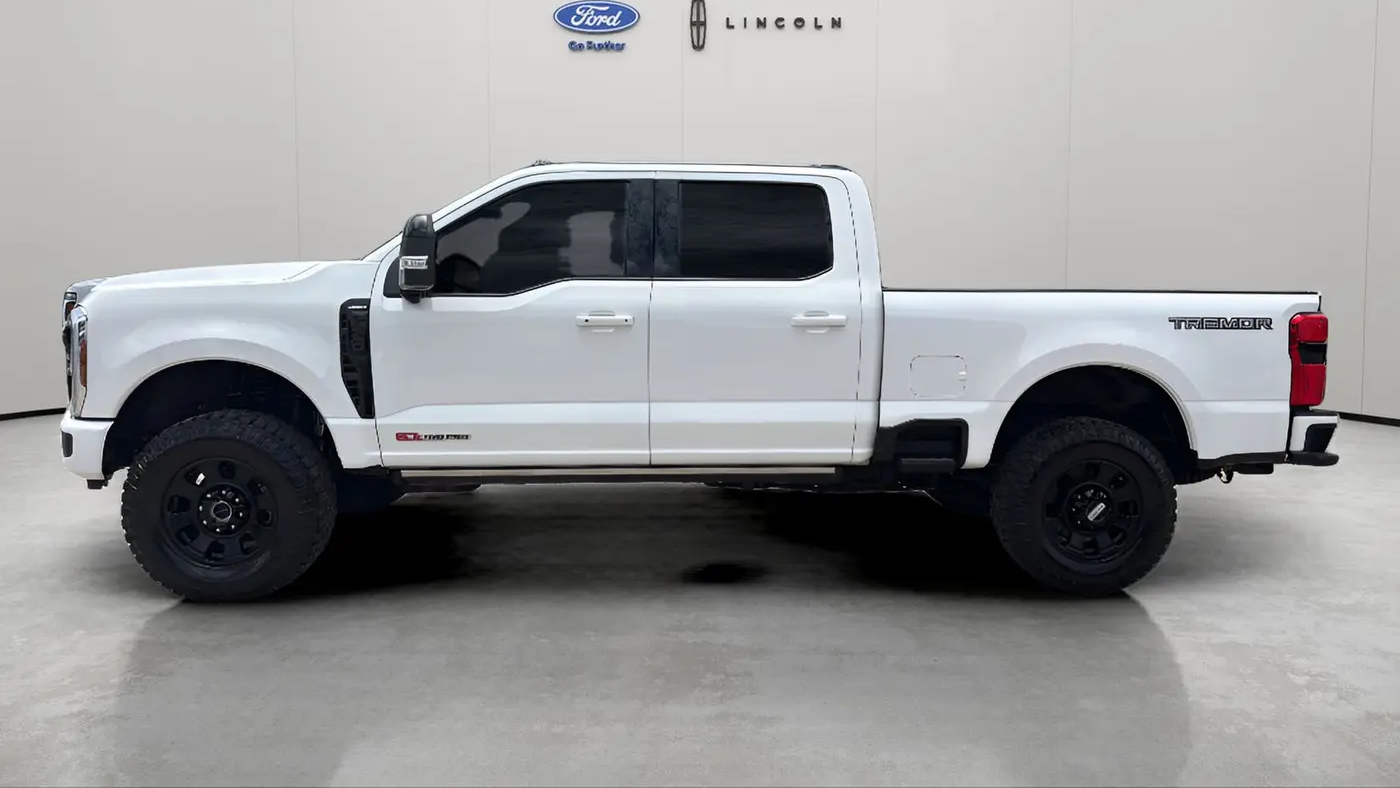 2025 Ford F-250 Super Duty Platinum