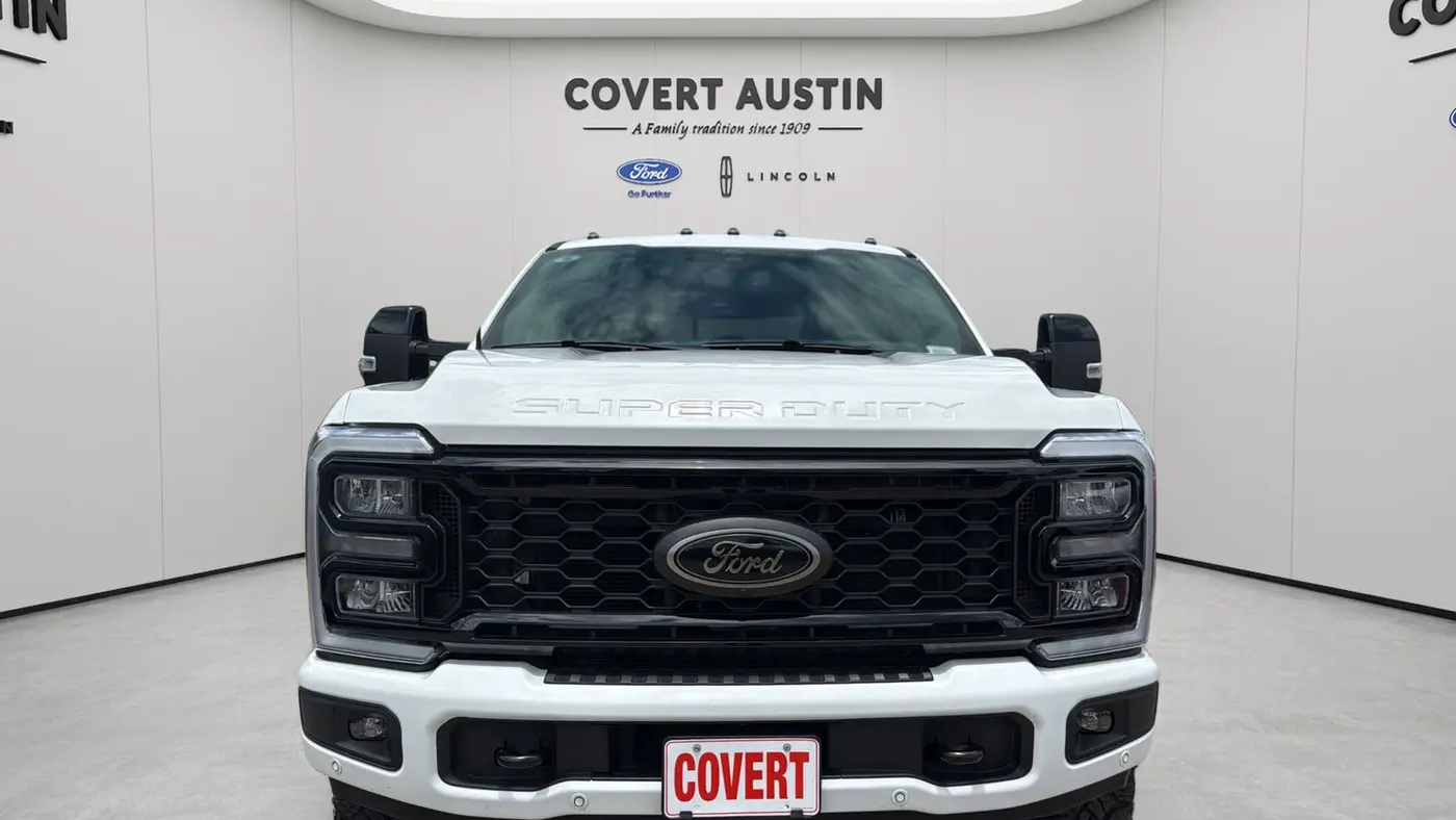2025 Ford F-250 Super Duty Platinum