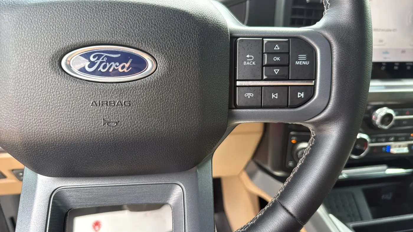 2025 Ford F-250 Super Duty Platinum