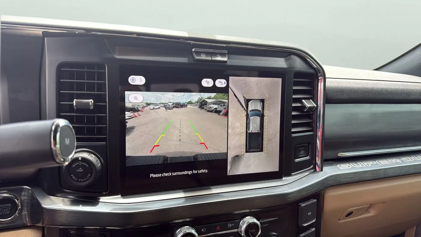 2025 Ford F-250 Super Duty Platinum