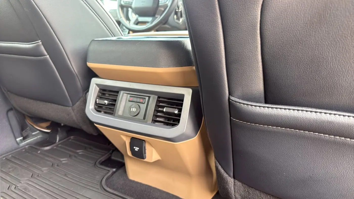 2025 Ford F-250 Super Duty Platinum