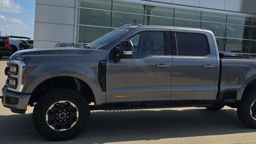 2025 Ford F-250 Super Duty Platinum