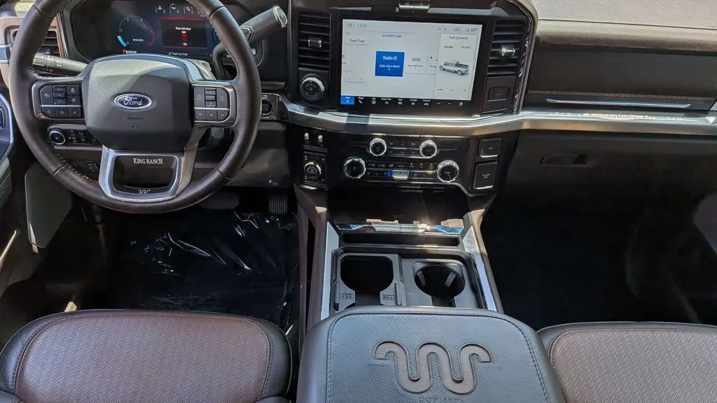2025 Ford F-250 Super Duty XLT