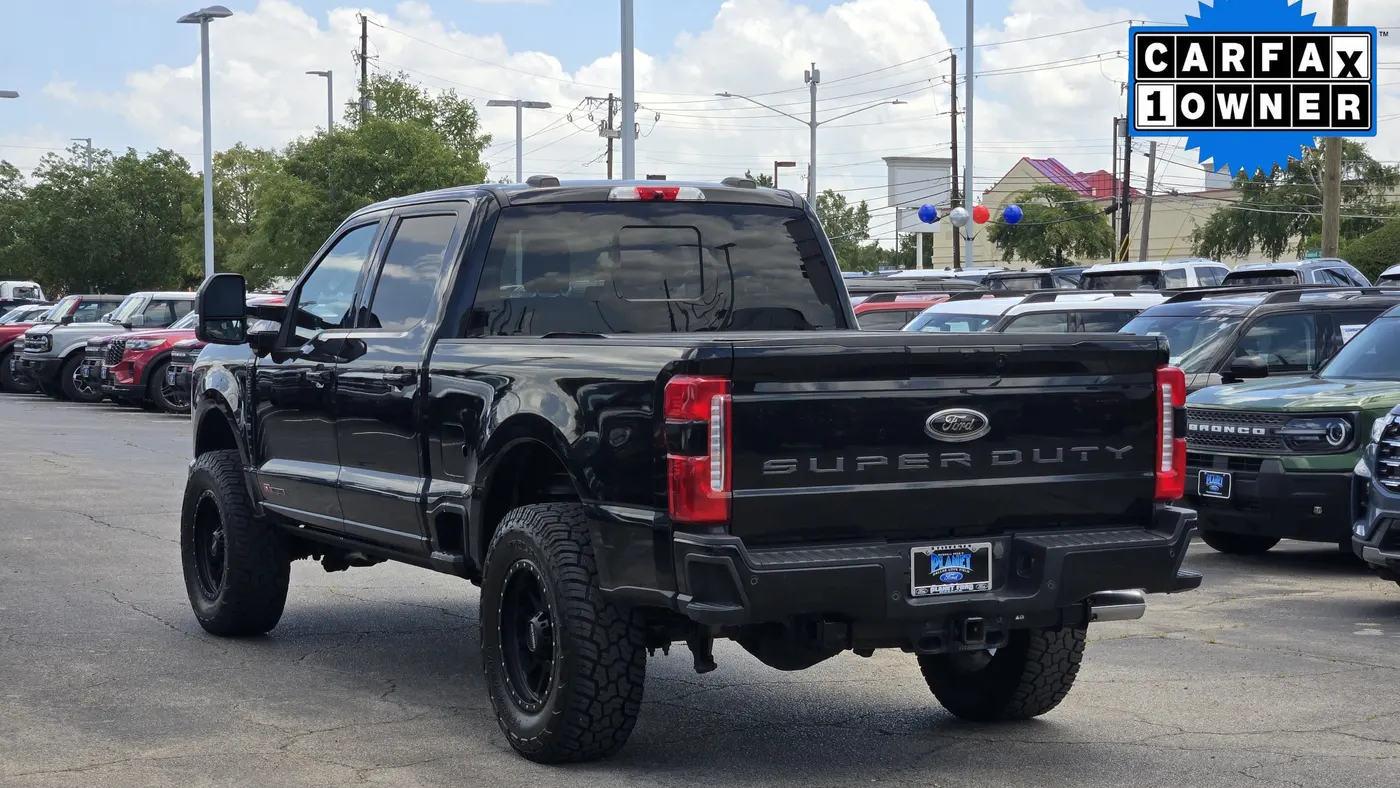 2023 Ford F-250 Super Duty Platinum