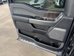 2024 F-250 Super Duty Thumbnail 15