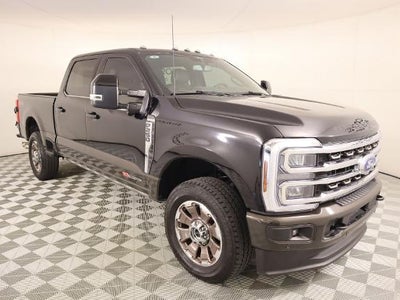 2025 Ford F-250 Super Duty 4X4 Platinum 4DR Crew Cab 8 FT. LB Pickup