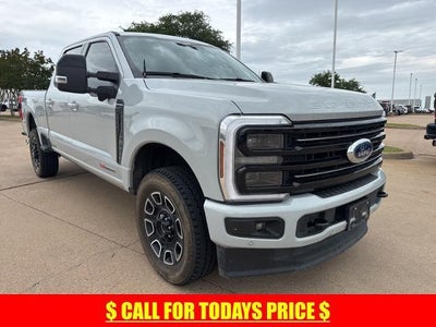 2025 Ford F-250 Super Duty 4X4 King Ranch 4DR Crew Cab 6.8 FT. SB Pickup