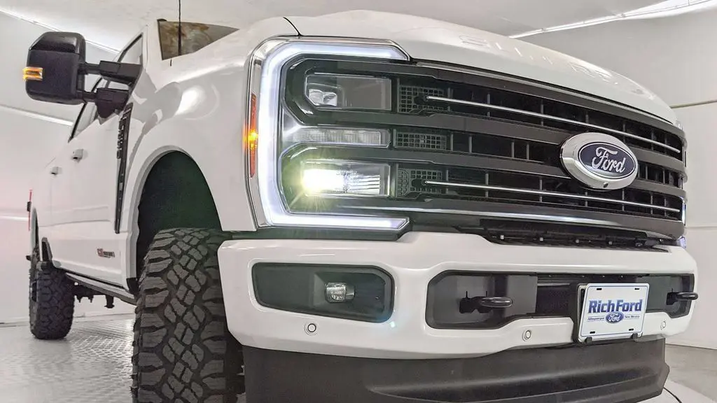 2026 Ford F-250 Super Duty XLT