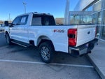 2023 F-250 Super Duty Thumbnail 3