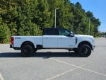 2023 F-250 Super Duty Thumbnail 3