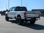 2023 F-250 Super Duty Thumbnail 6