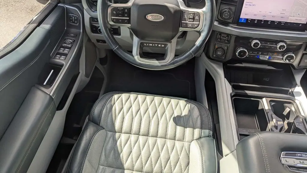 2024 Ford F-250 Super Duty Platinum