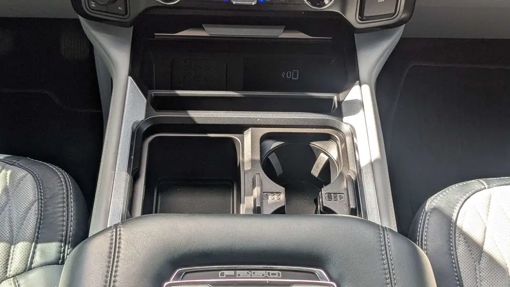 2024 Ford F-250 Super Duty Platinum