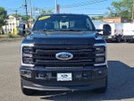 2025 F-250 Super Duty Thumbnail 2
