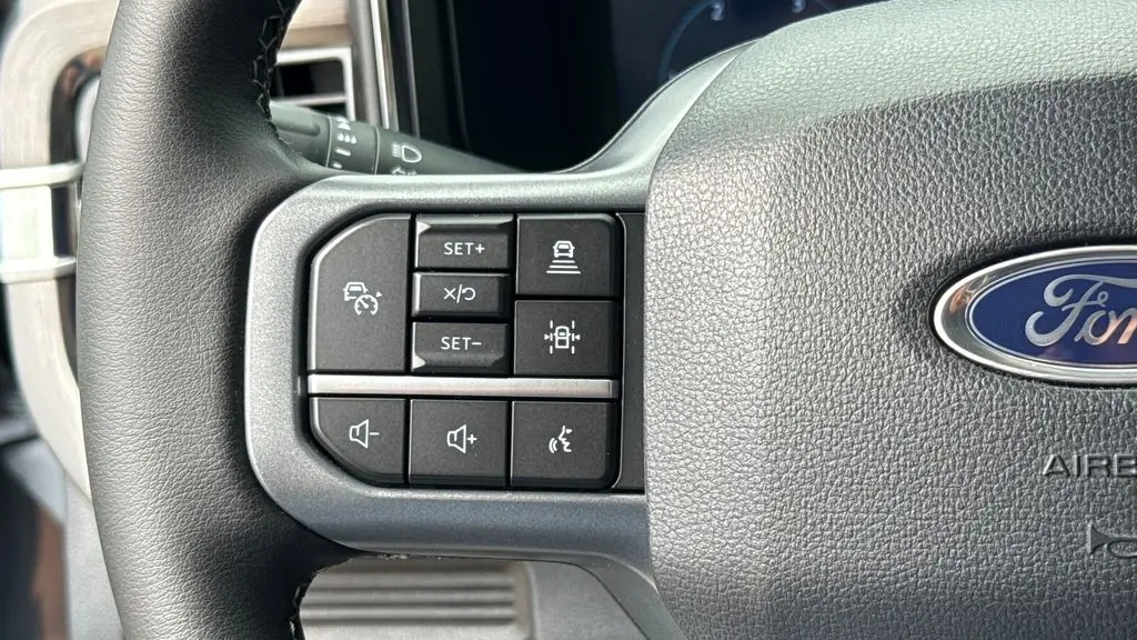 2025 Ford F-250 Super Duty XLT