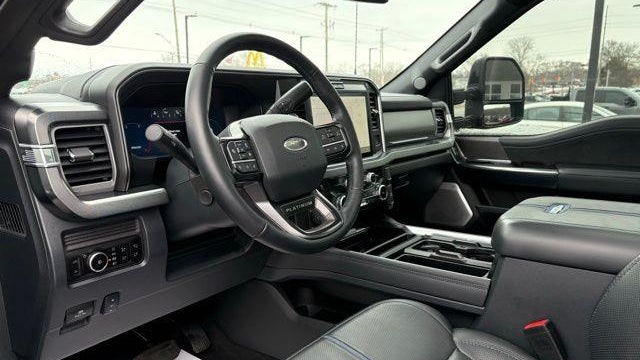 2025 Ford F-250 Super Duty XLT