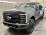 2025 F-250 Super Duty Thumbnail 3