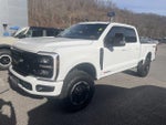 2025 F-250 Super Duty Thumbnail 1