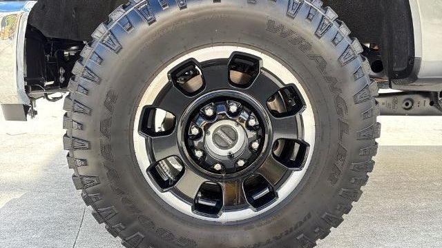2025 Ford F-250 Super Duty Lariat