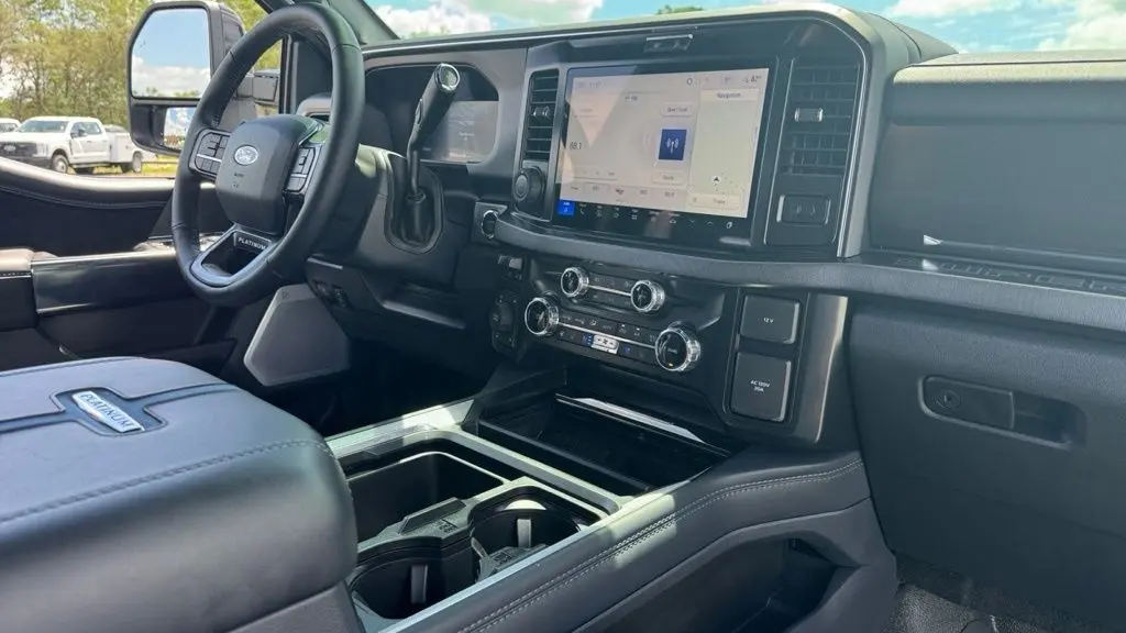2026 Ford F-250 Super Duty XLT