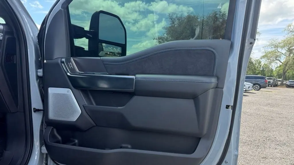 2026 Ford F-250 Super Duty XLT
