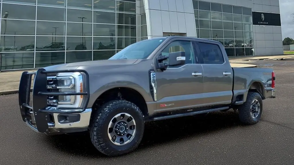 Preowned 2023 Ford F-250 Super Duty Platinum for Sale