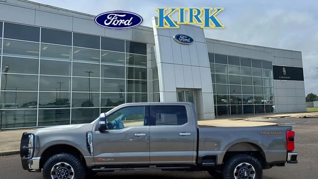 2023 Ford F-250 Super Duty Platinum
