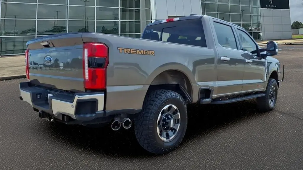 2023 Ford F-250 Super Duty Platinum
