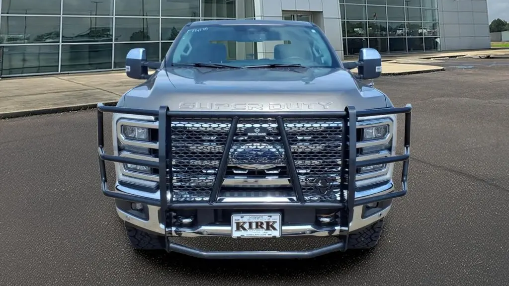 2023 Ford F-250 Super Duty Platinum
