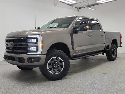 2023 Ford F-250 Super Duty 4X4 Lariat 4DR Crew Cab 8 FT. LB Pickup
