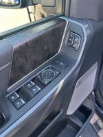 2023 F-250 Super Duty Thumbnail 13