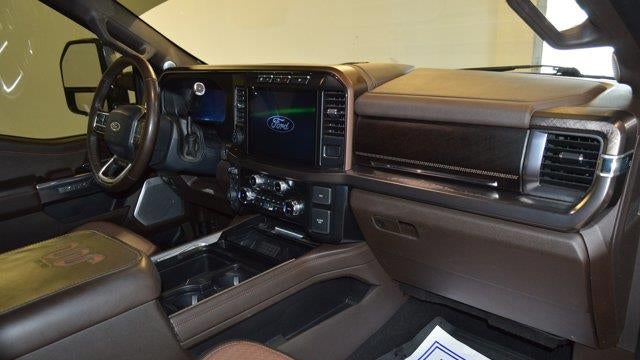 2024 Ford F-250 Super Duty Platinum