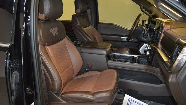 2024 Ford F-250 Super Duty Platinum