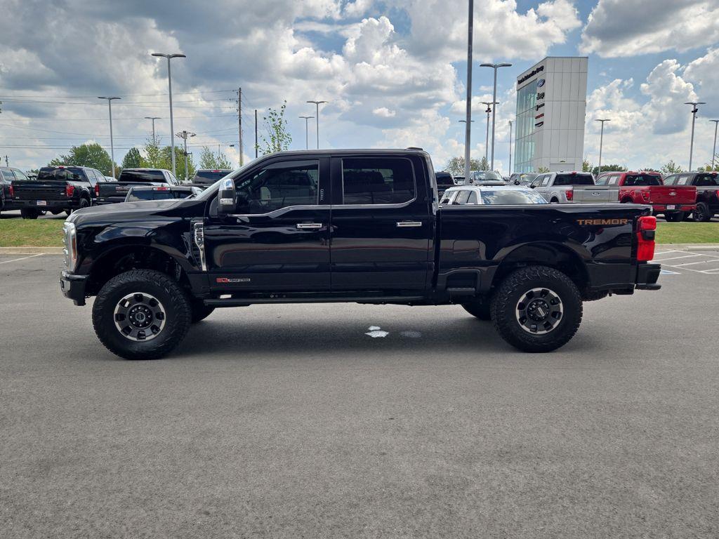 2024 Ford F-250 Super Duty Platinum — photo 1 of 12