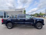 2024 F-250 Super Duty Thumbnail 4